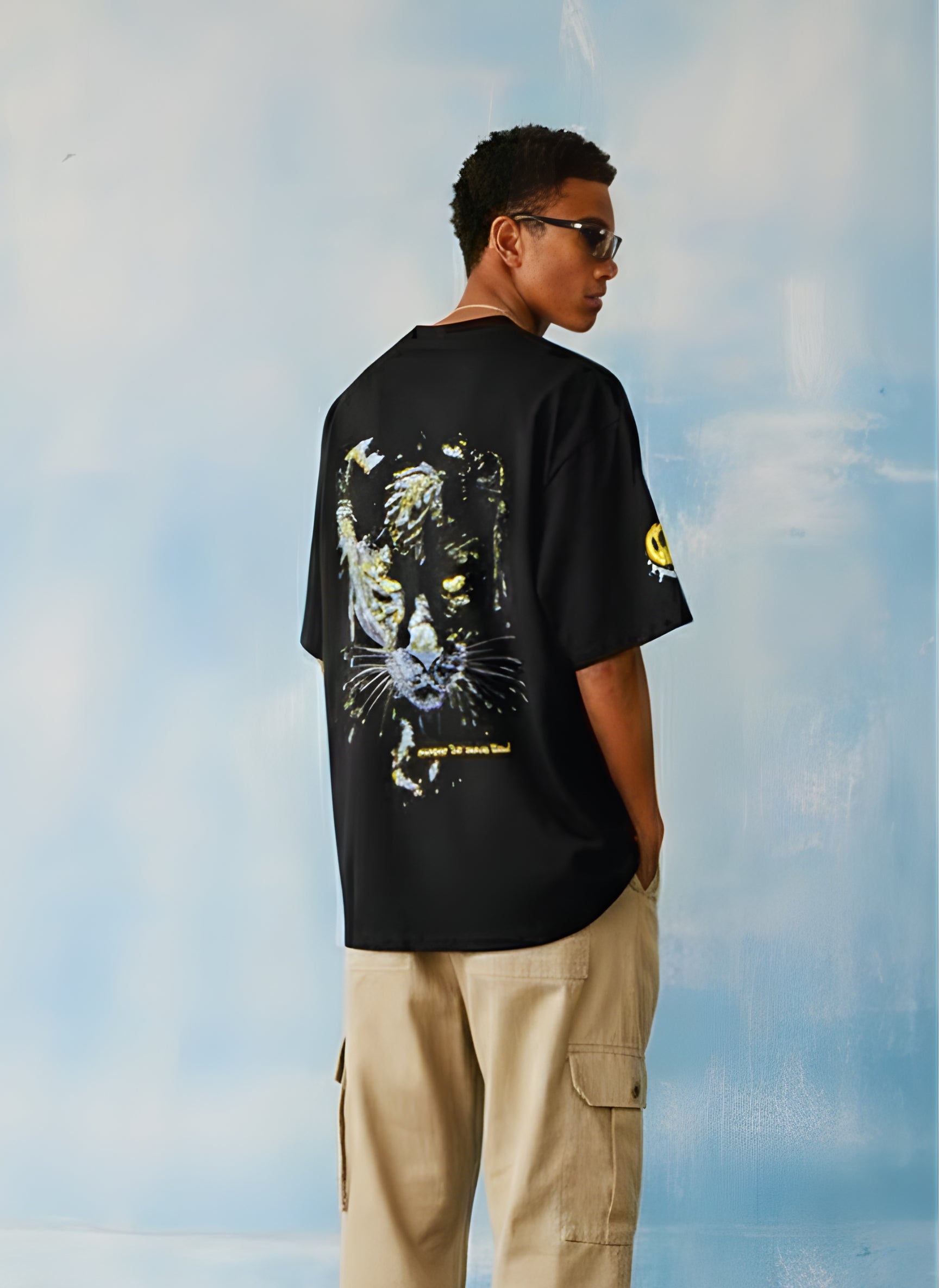 MOVE QUIET Premium Unisex Oversized Street Style Boxyfit Terry Cotton T-Shirt